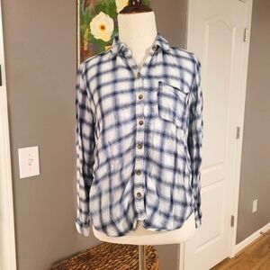 Abercrombie & Fitch Flannel Button Down Size Medium